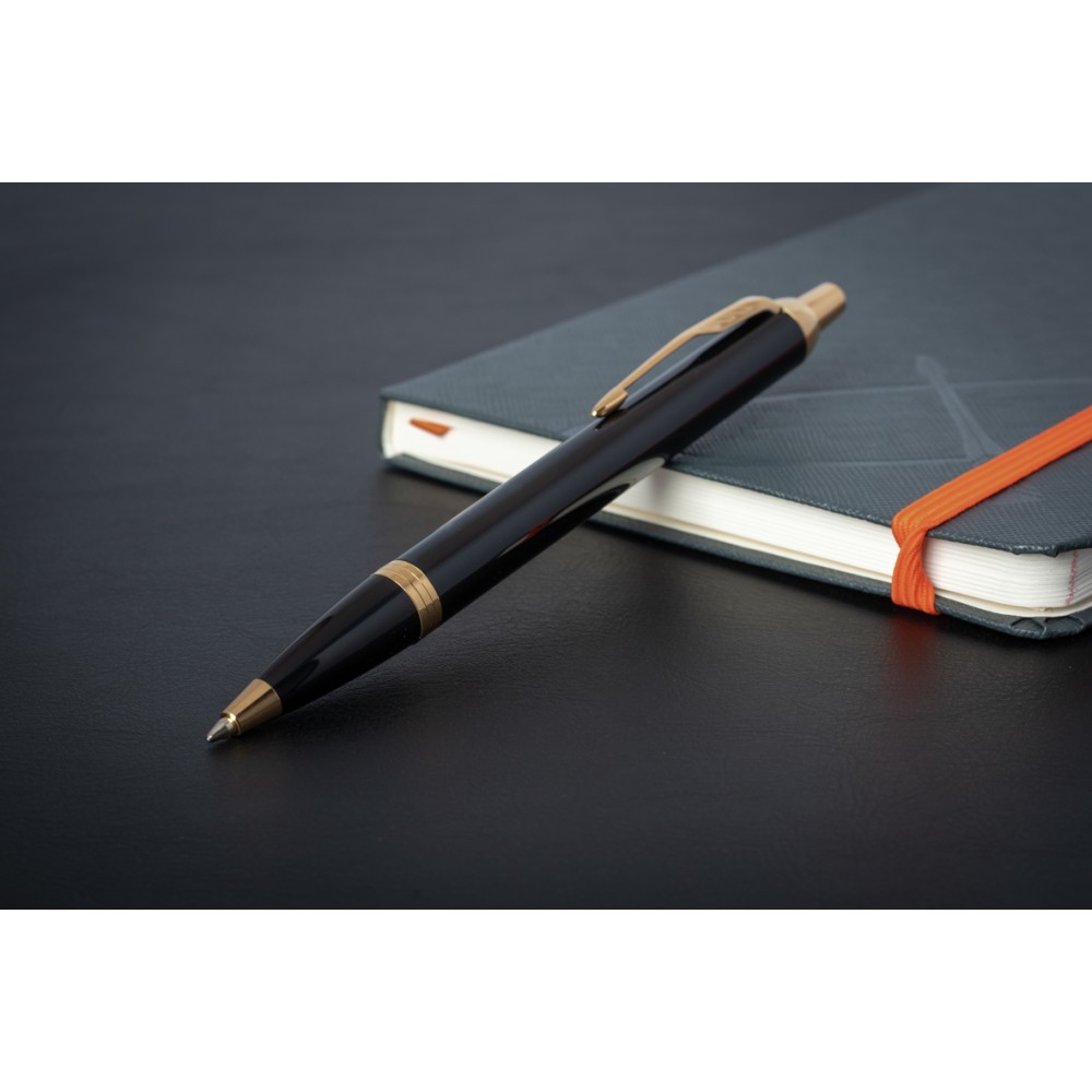Набор Parker IM Black GT (шариковая ручка + блокнот)